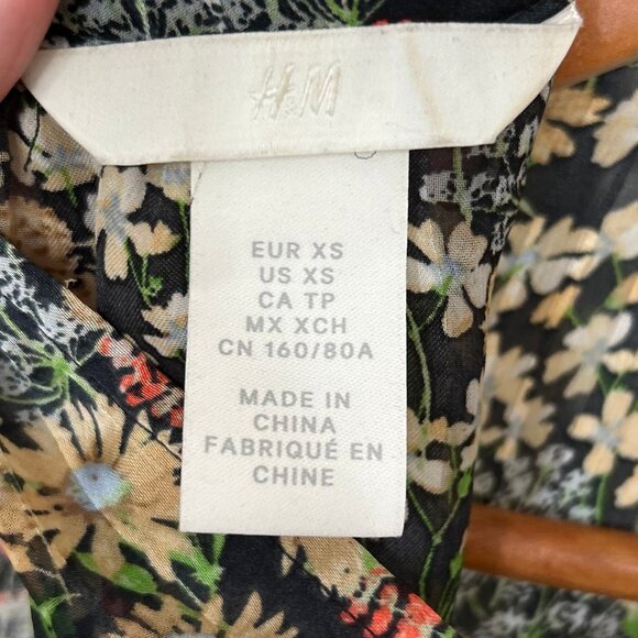 H&M Floral Long Sleeved High Neck Lightweight Blouse Navy Multi Womens Size XS - Picture 6 of 12